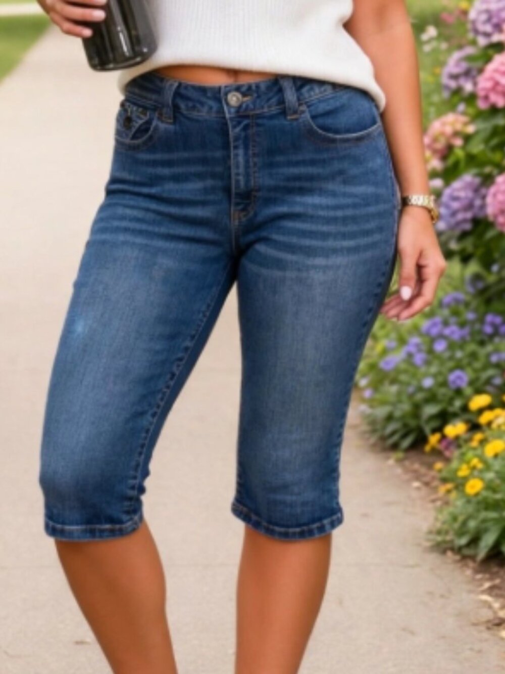 18 Plus Women's Denim Capri Pants by Fashion Bug Blue Jeans Stretchy